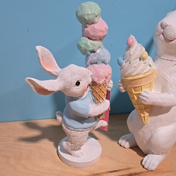 Set of (2) Adorable Bunnies w/IIce Cream by Sweet Treats - Picture 6 of 8